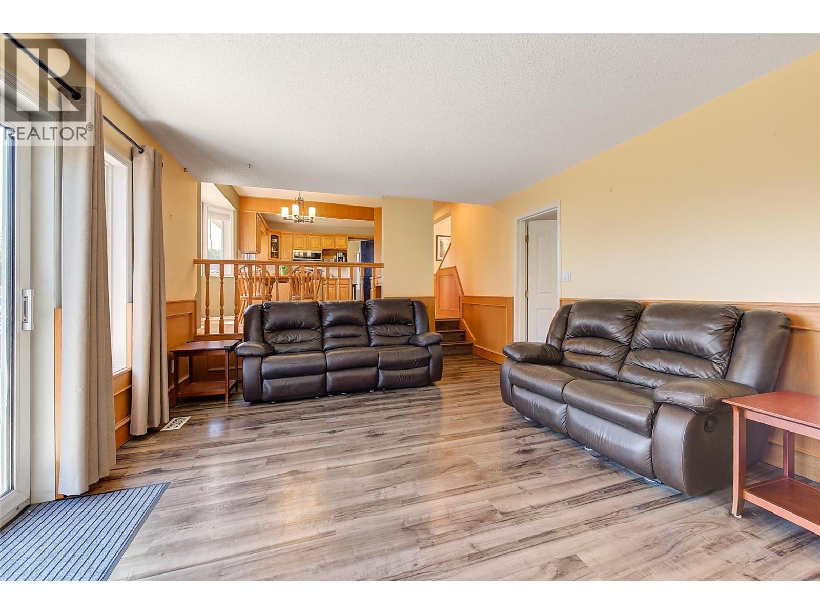  2529 Thacker Drive, West Kelowna