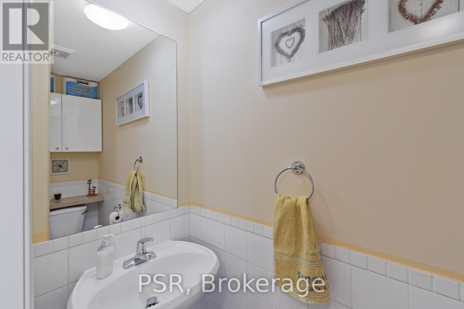 Photo 17 of 960 Fielder Drive, Mississauga ON