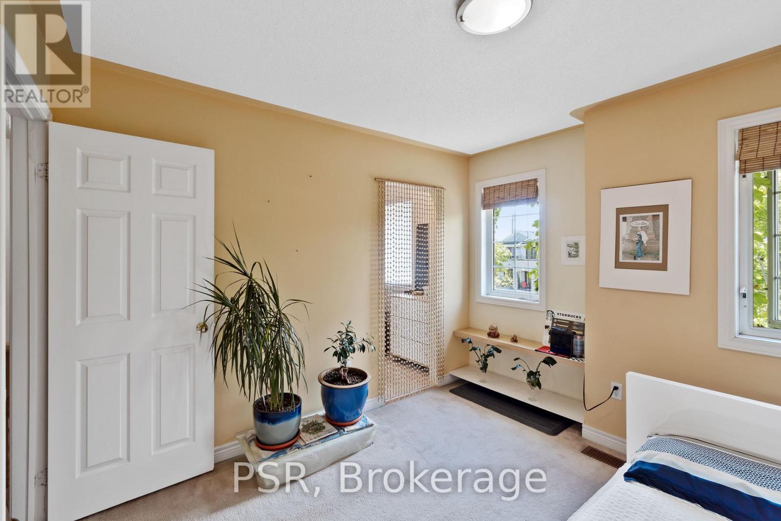 Photo 14 of 960 Fielder Drive, Mississauga ON
