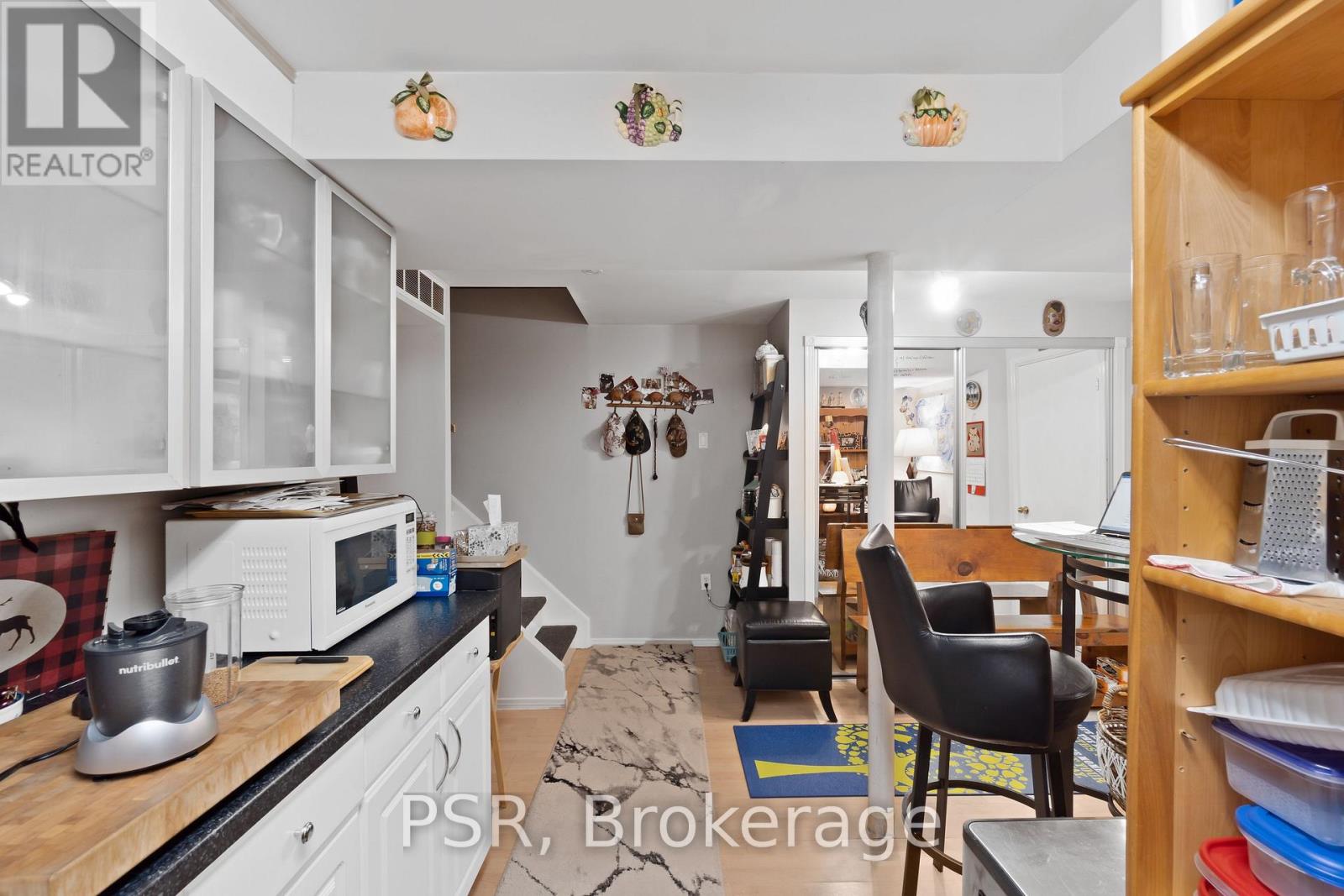 Photo 11 of 960 Fielder Drive, Mississauga ON