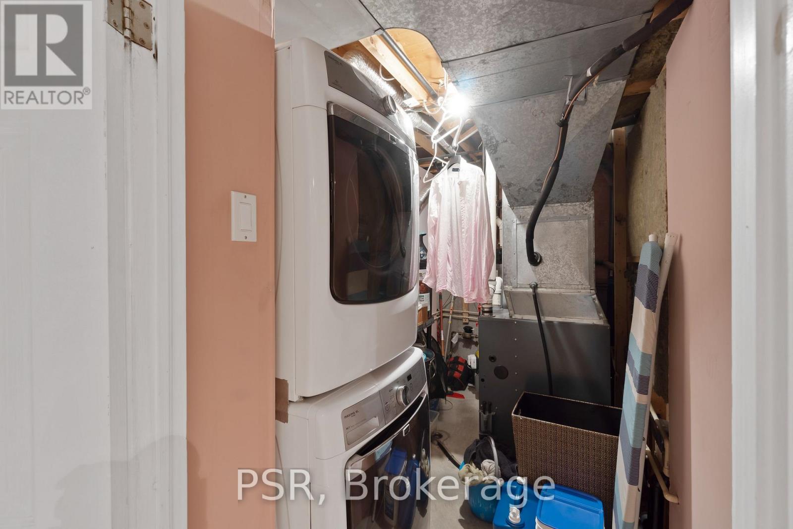 Photo 29 of 960 Fielder Drive, Mississauga ON