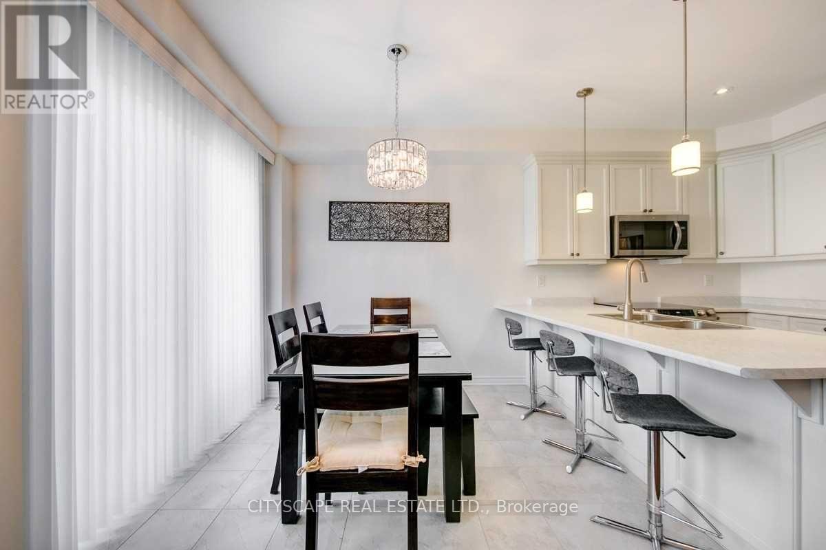 Photo 22 of 141 Hatt Court, Milton ON