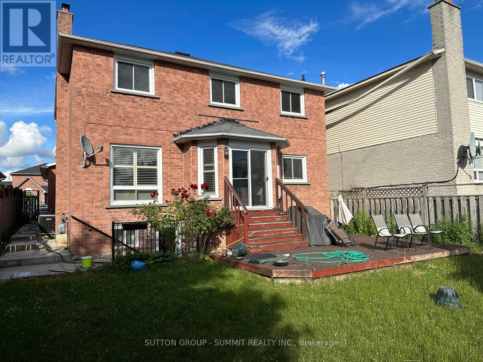 Photo 10 of 1651 Summergrove Crescent, Mississauga ON