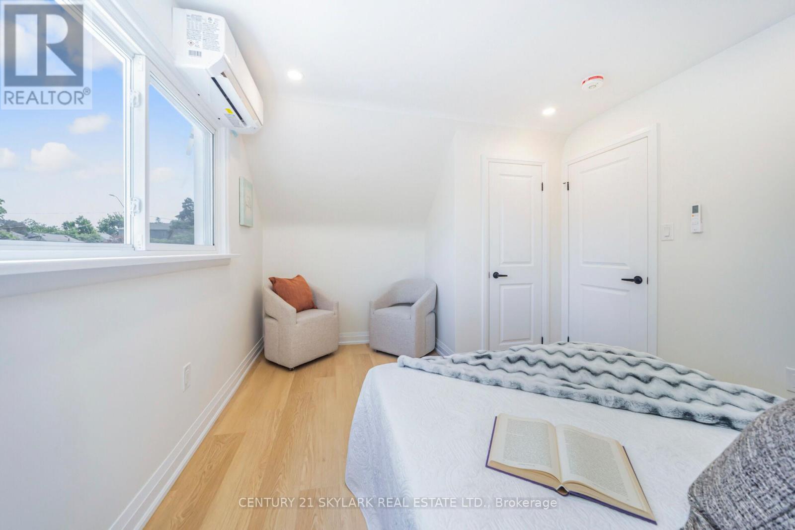 Photo 14 of Unit 1 9 Berry Creek Drive, Toronto ON