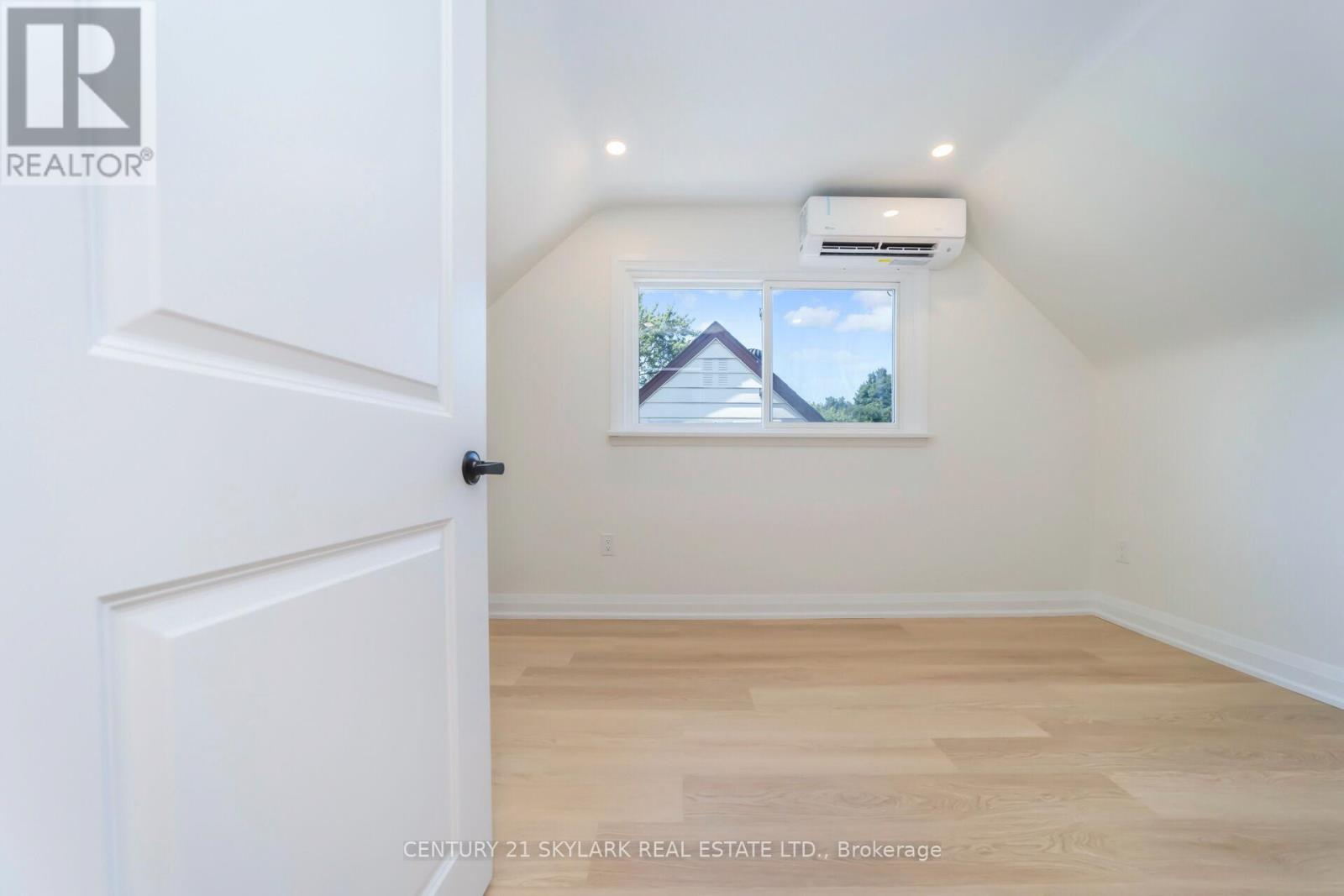 Photo 11 of Unit 1 9 Berry Creek Drive, Toronto ON