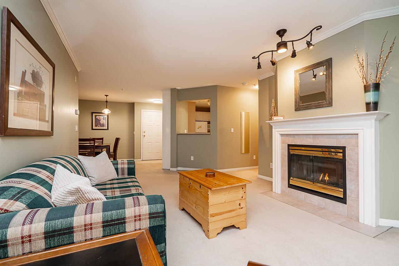 Photo 1 of 306 12155 75 A Avenue, Surrey BC