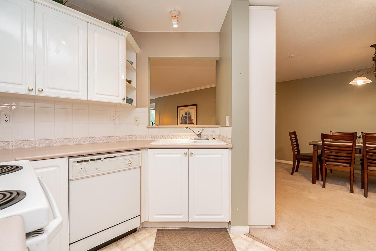 Photo 11 of 306 12155 75 A Avenue, Surrey BC