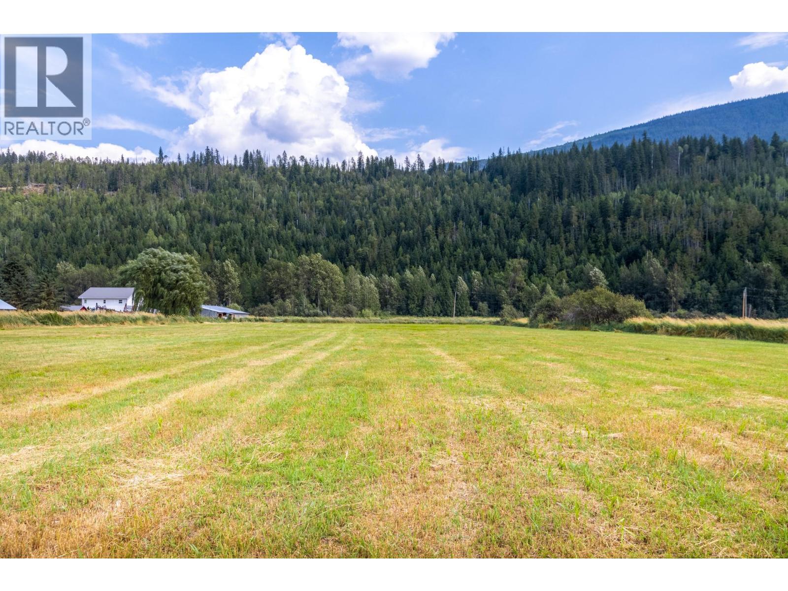 3695 MALAKWA LOOP ROAD - 33
