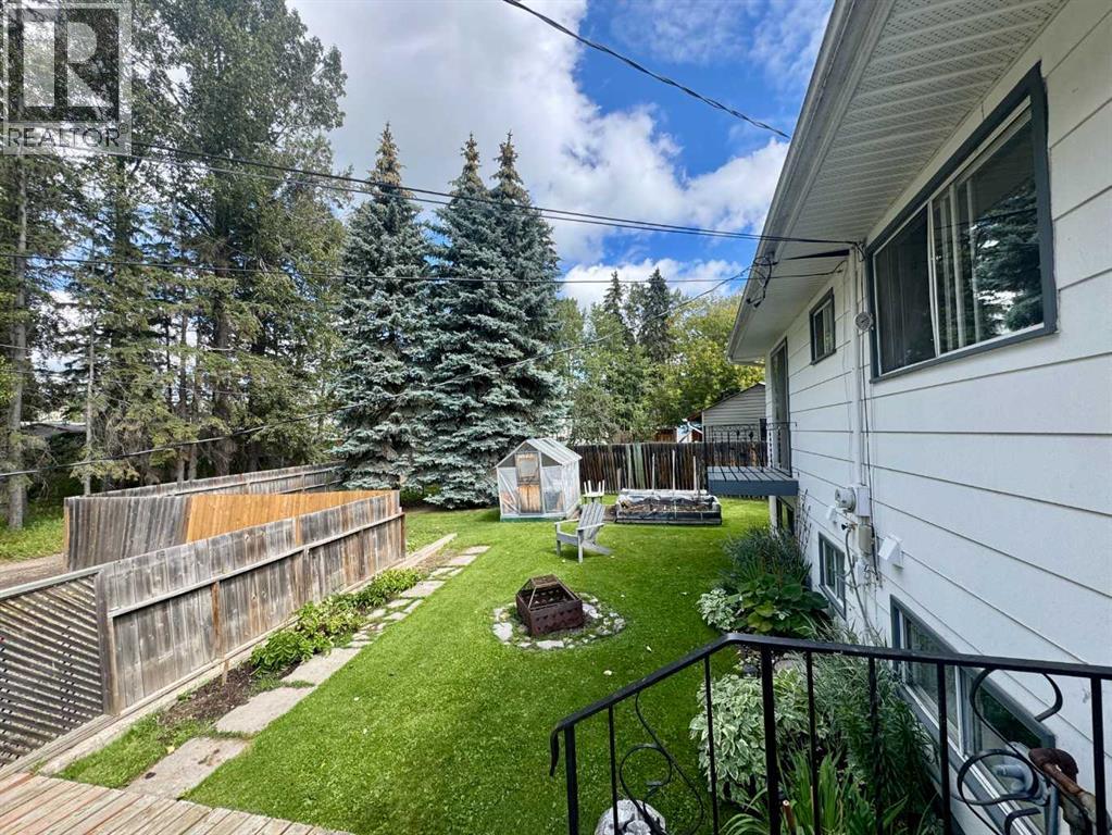 Photo 25 of 5040 58 Street Close, Rocky Mountain House AB