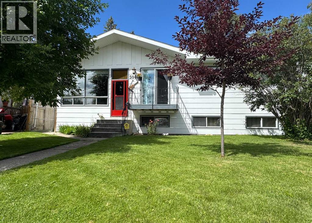 Photo 5 of 5040 58 Street Close, Rocky Mountain House AB