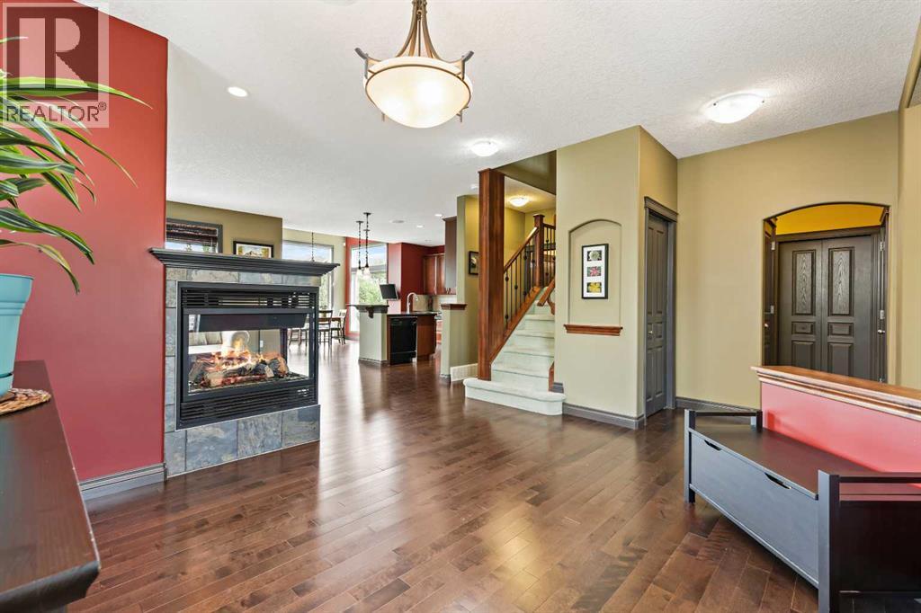 Photo 21 of 66 Crestbrook Hill Sw, Calgary AB