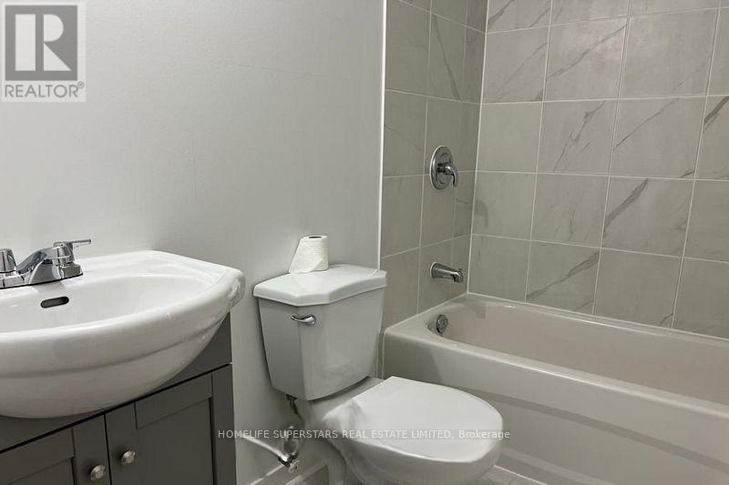 Photo 8 of 4 513 Parkview Crescent E, Cambridge ON