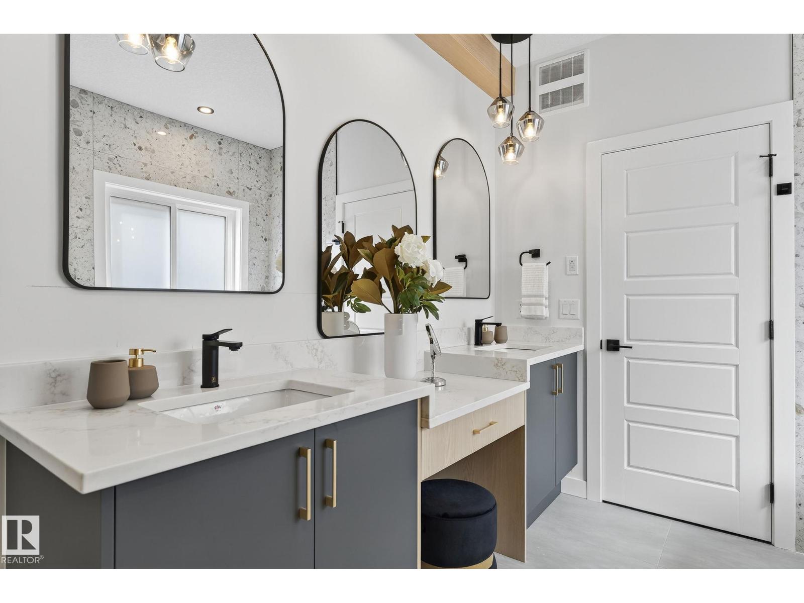 341 roberts WD, Leduc