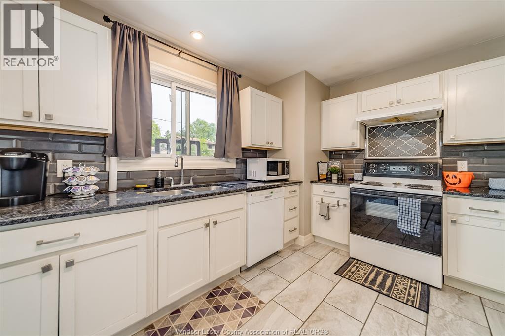 Photo 14 of 3536 Wolfe Court, Windsor ON
