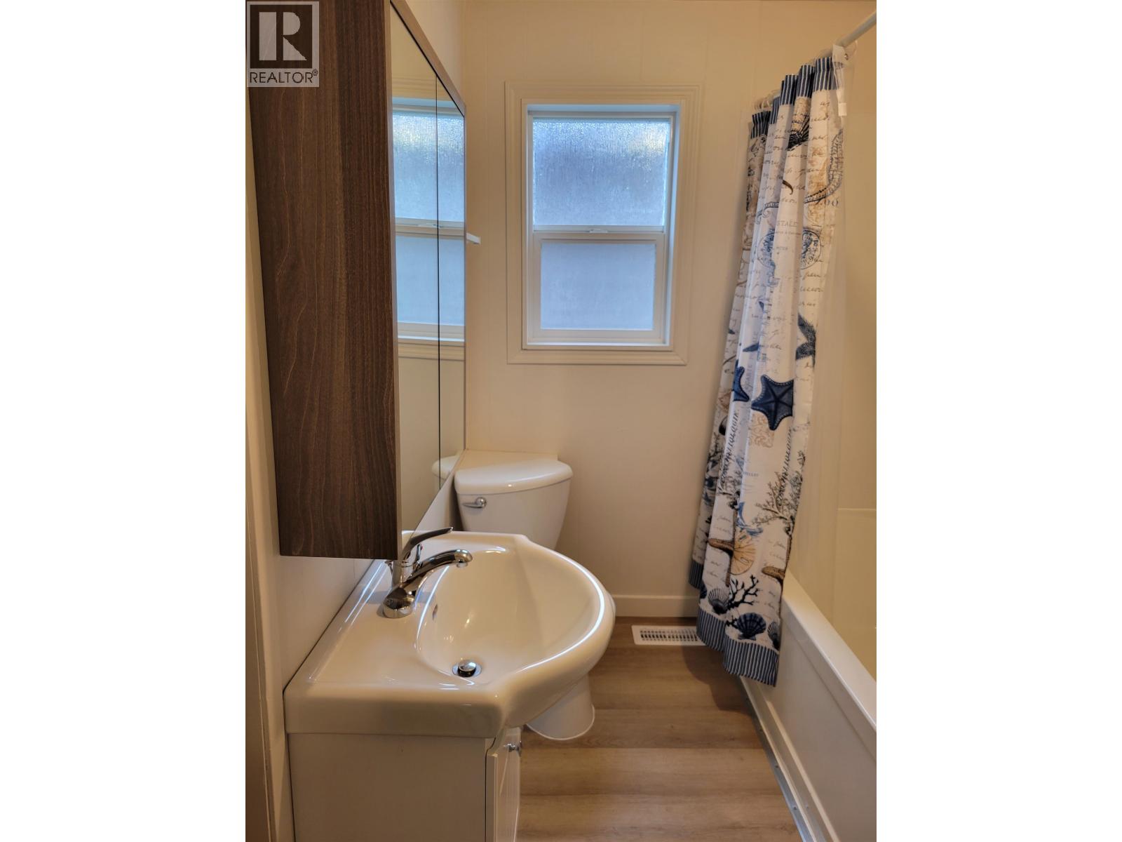 236 3RD STREET, Vanderhoof