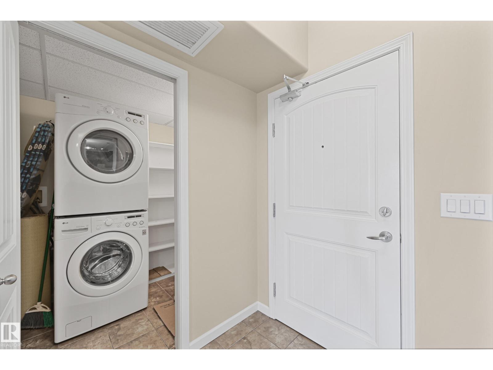 Photo 16 of 216 6083 Maynard Wy Nw, Edmonton AB
