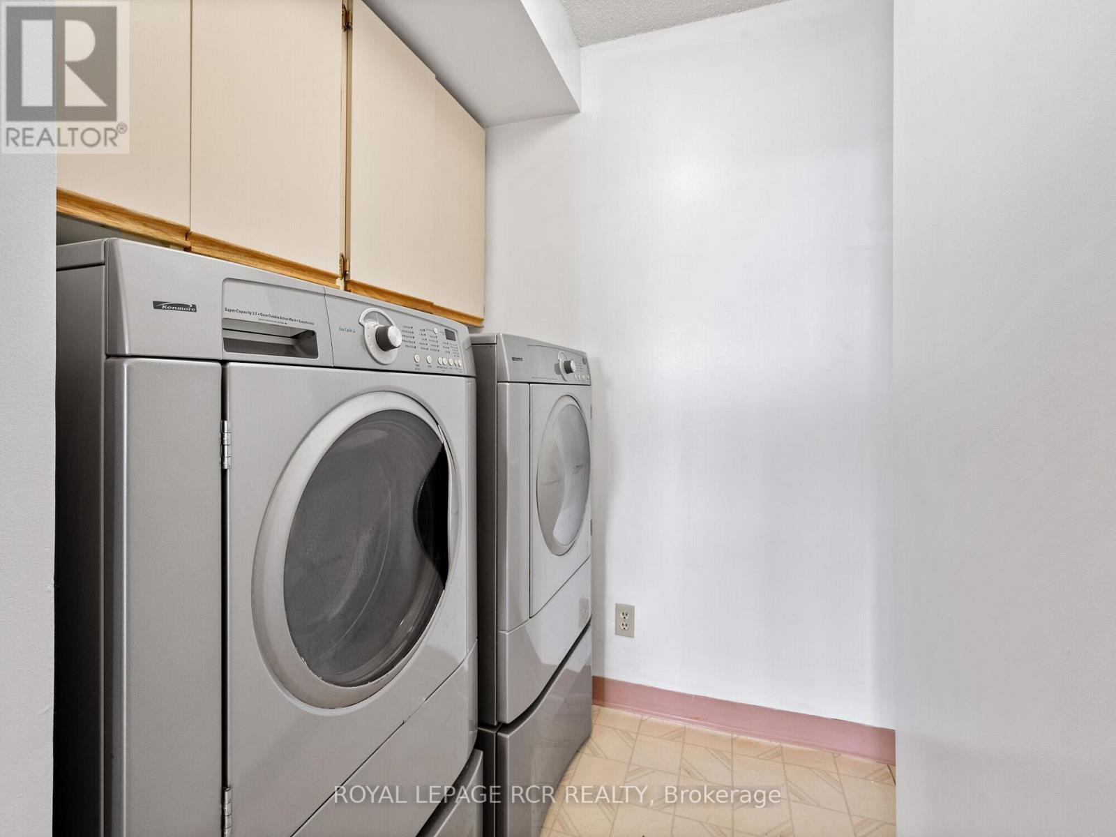 Photo 11 of 58 16 Fourth Street, Orangeville ON