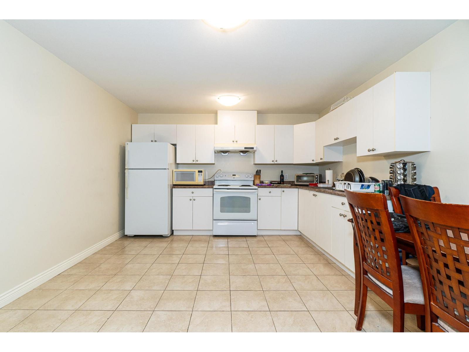Photo 34 of 9765 160 A Street, Surrey BC