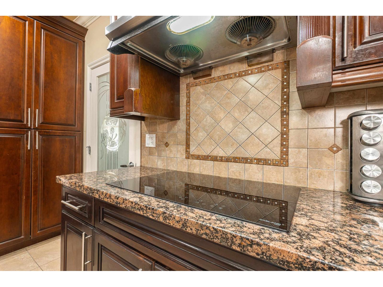 Photo 11 of 9765 160 A Street, Surrey BC