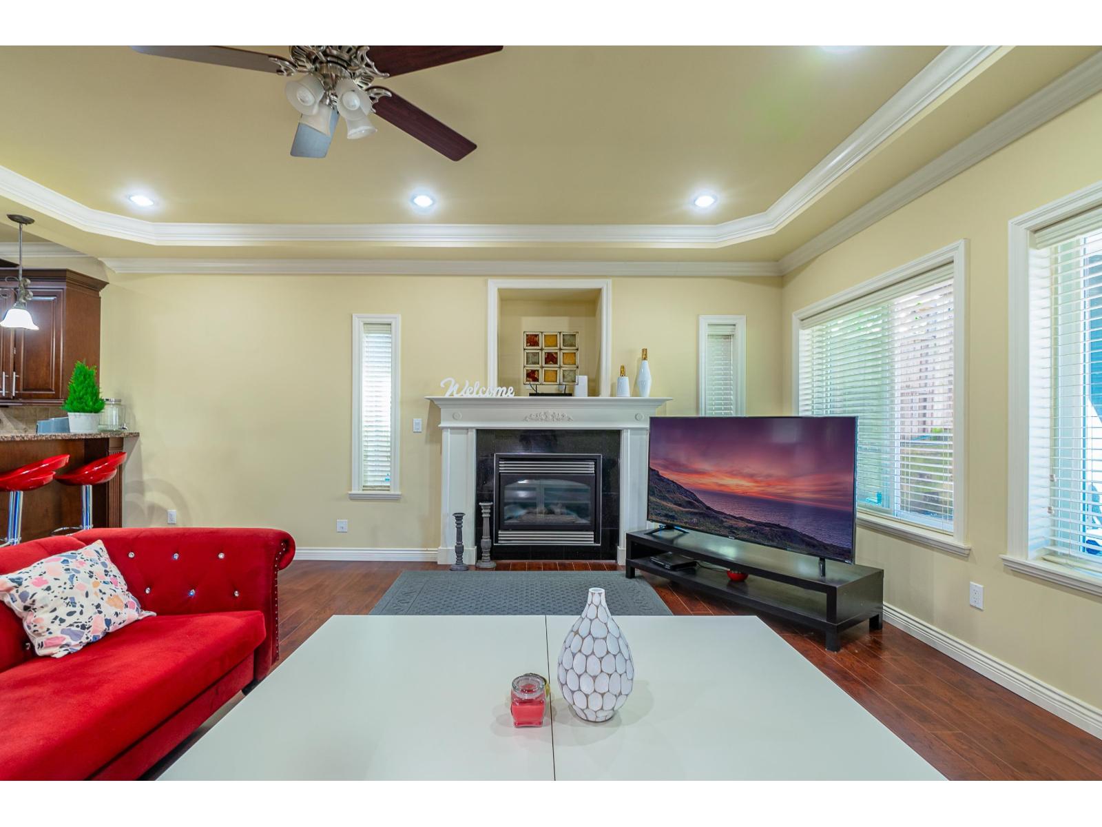 Photo 14 of 9765 160 A Street, Surrey BC