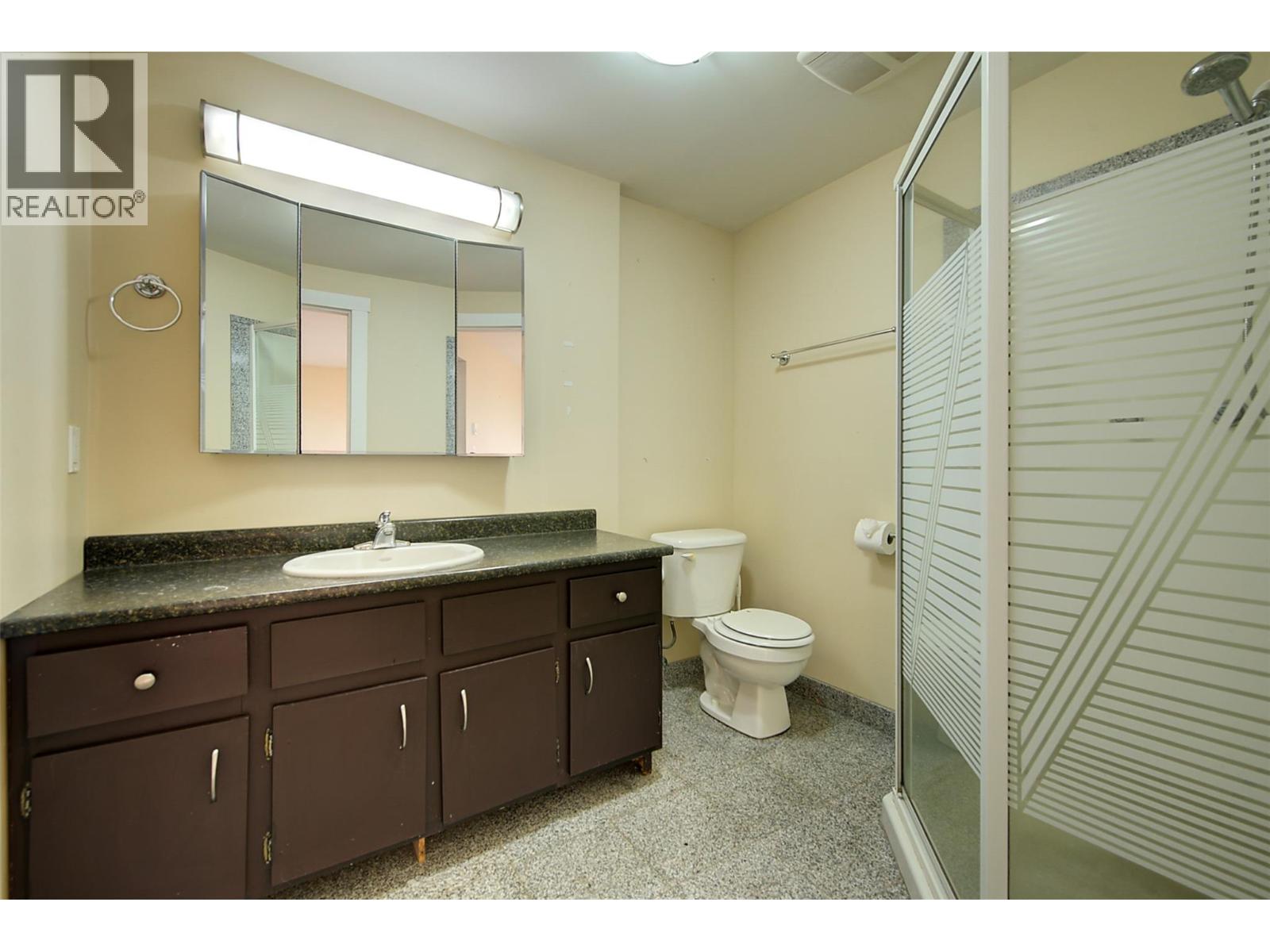  1270 Toovey Road, Kelowna