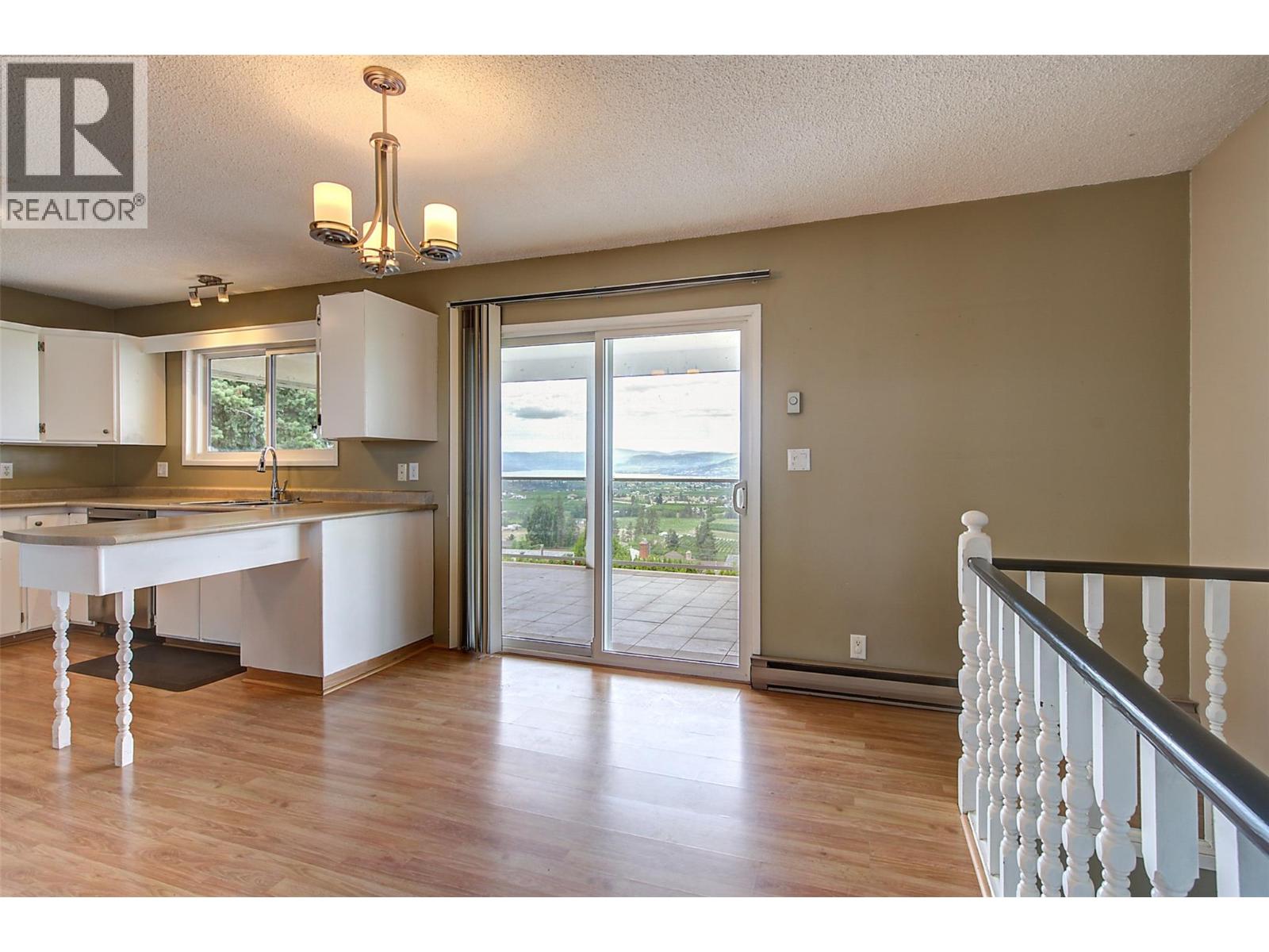  1270 Toovey Road, Kelowna