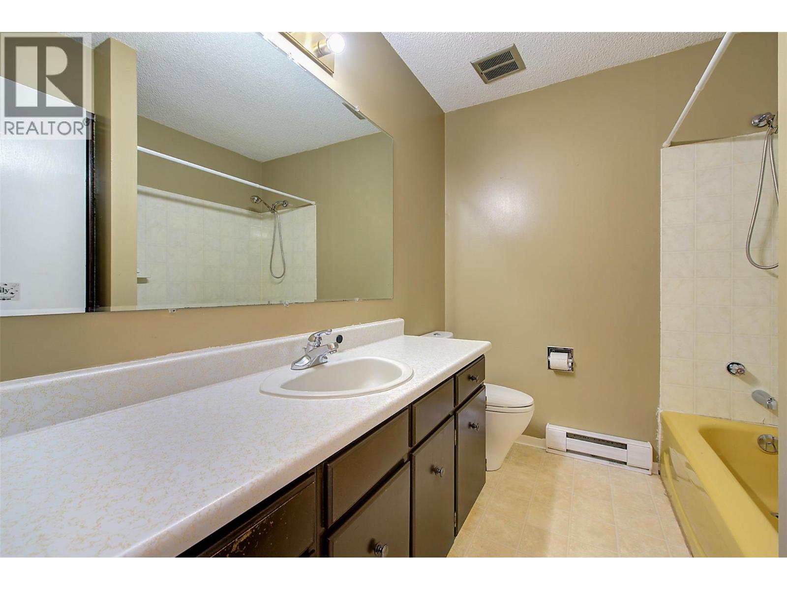  1270 Toovey Road, Kelowna