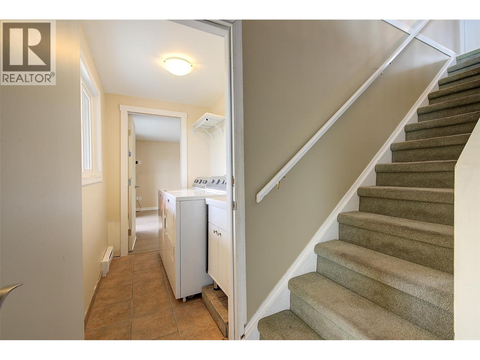  1270 Toovey Road, Kelowna
