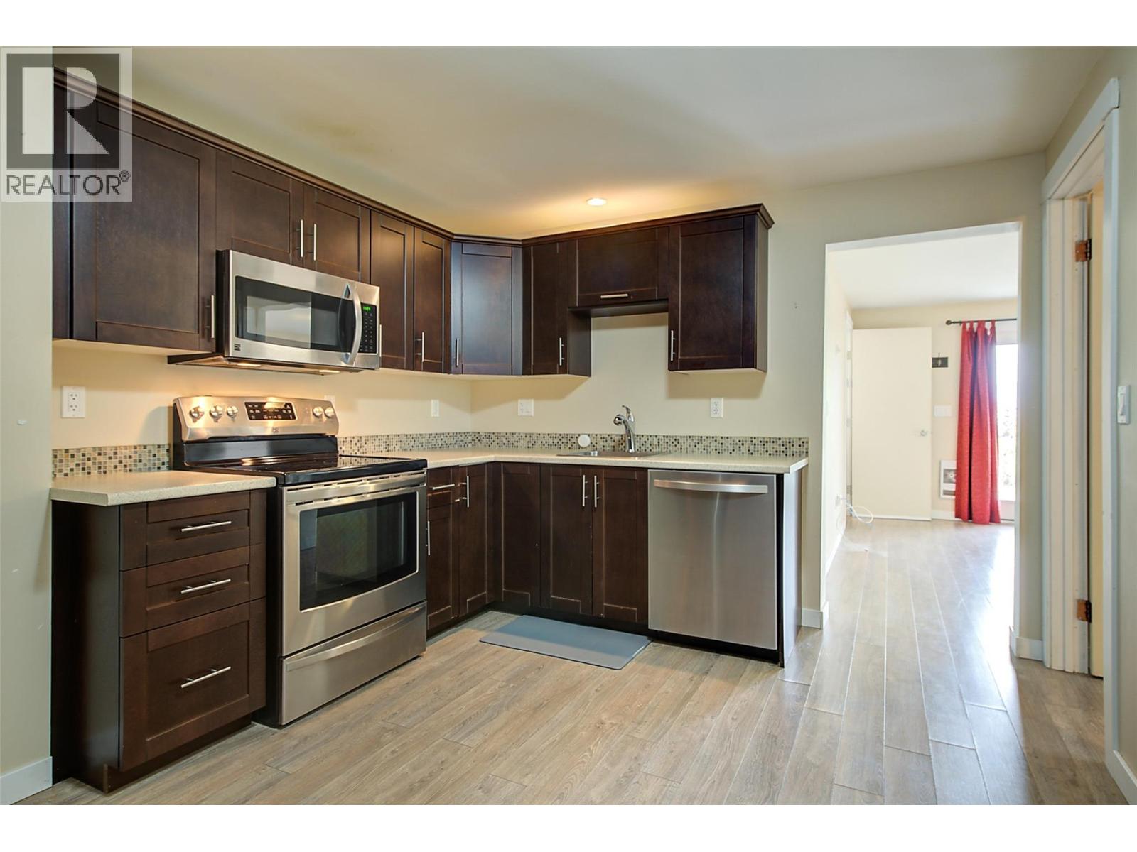  1270 Toovey Road, Kelowna