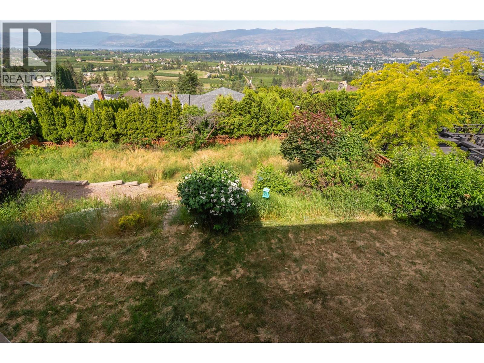 1270 Toovey Road, Kelowna