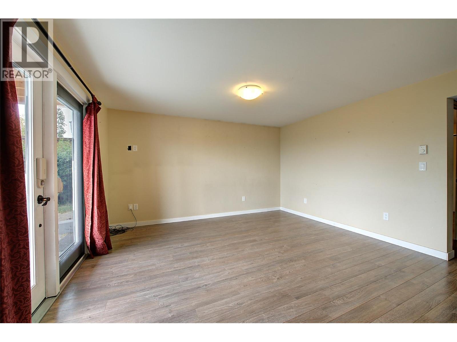  1270 Toovey Road, Kelowna