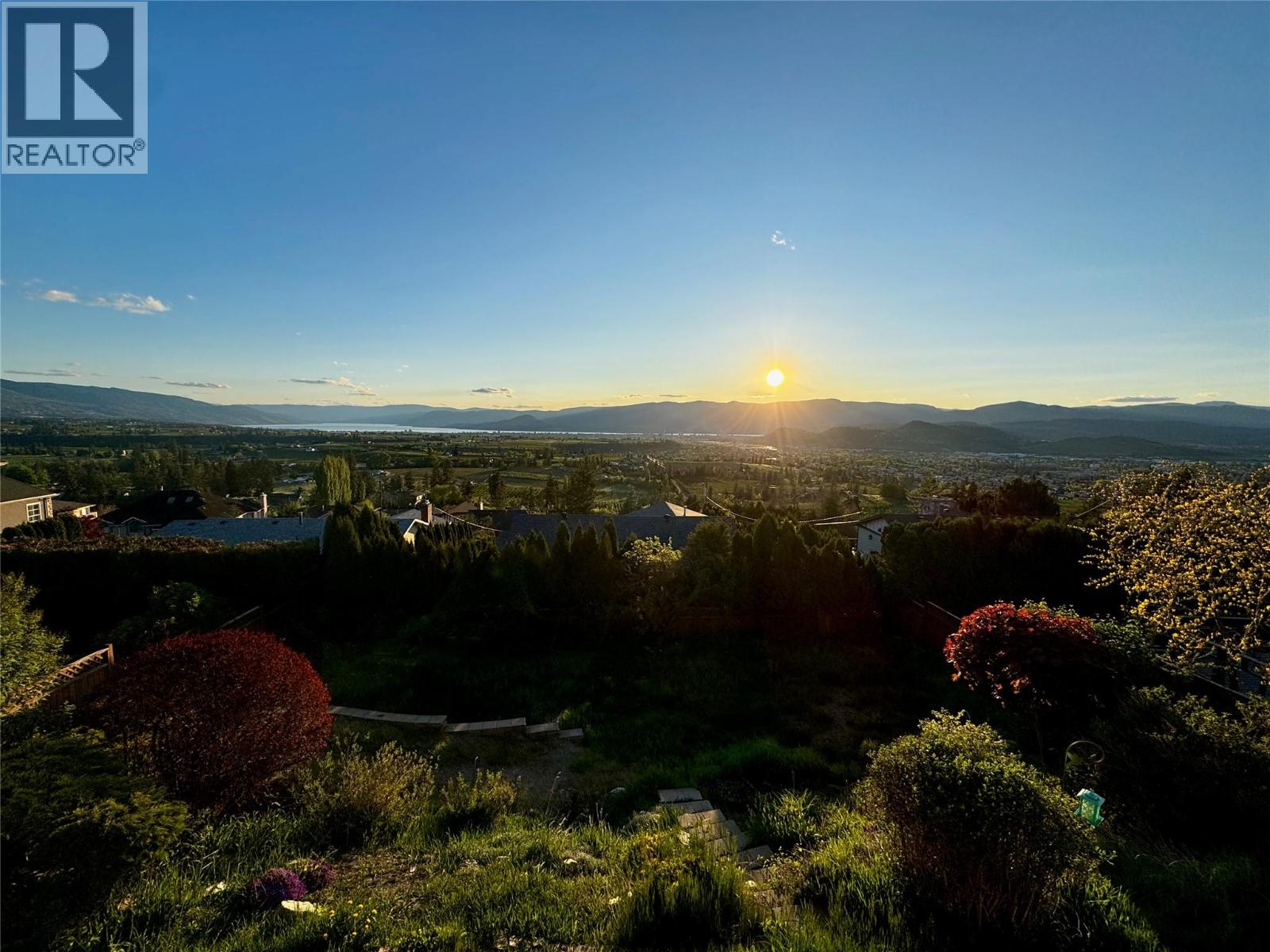  1270 Toovey Road, Kelowna