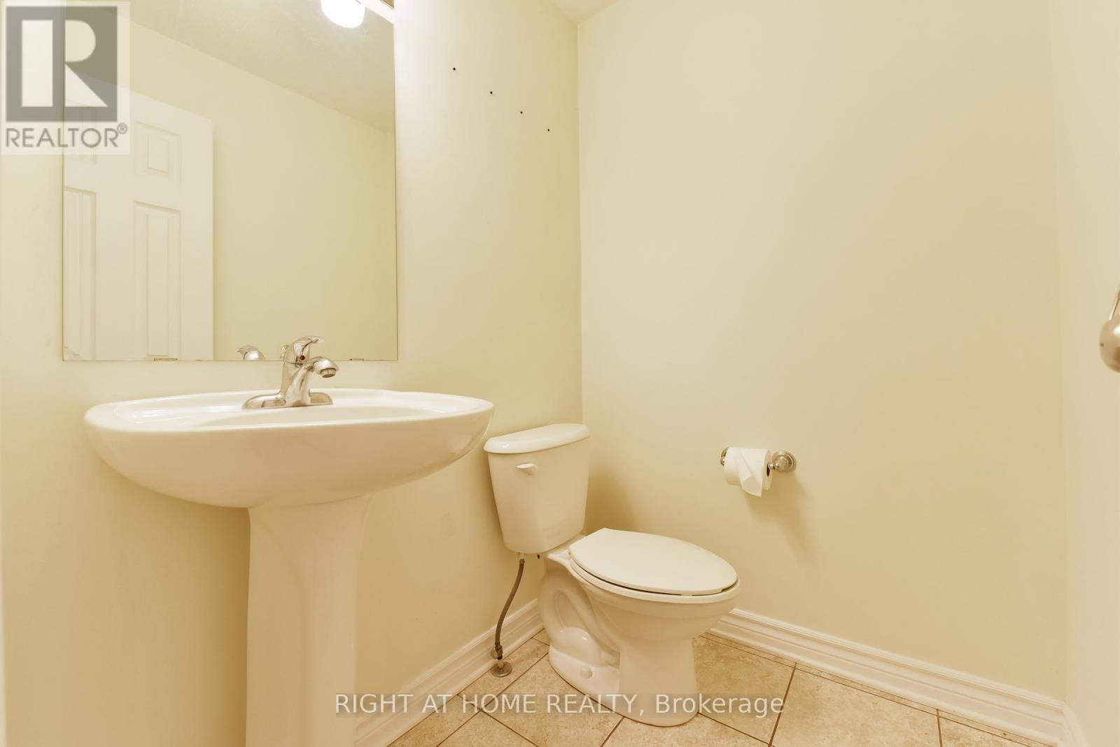 Photo 19 of 226 Hunterbrook Street, Ottawa ON