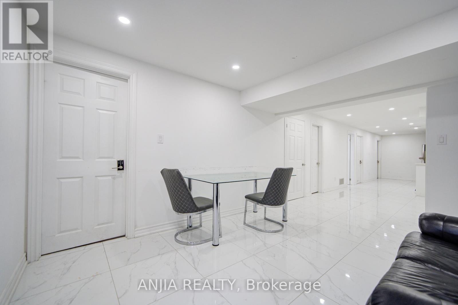 Photo 20 of 2036 Kurelo Drive, Oshawa ON