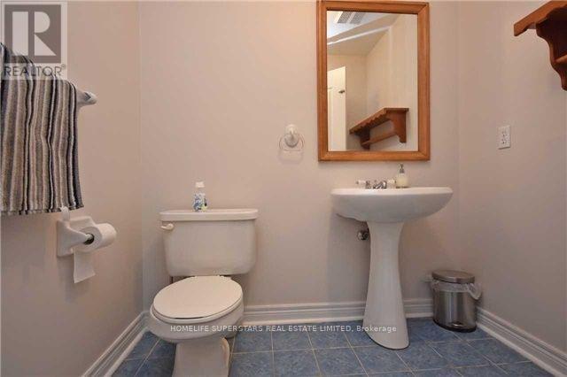Photo 9 of 967 Ledbury Crescent, Mississauga ON