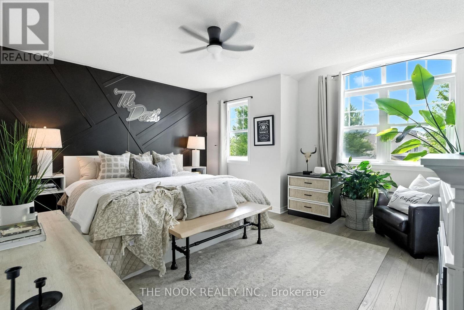 Photo 16 of 44 Staples Avenue, Clarington ON