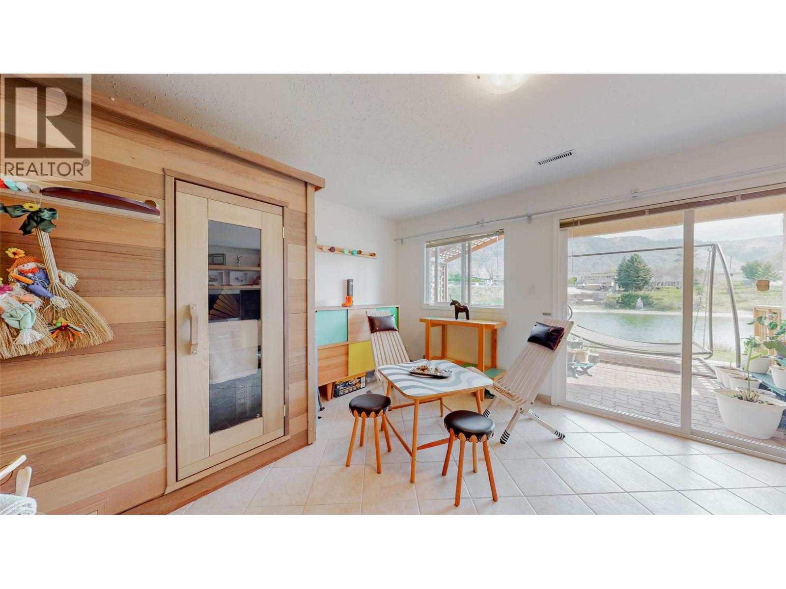8029 VEDETTE Drive, Osoyoos