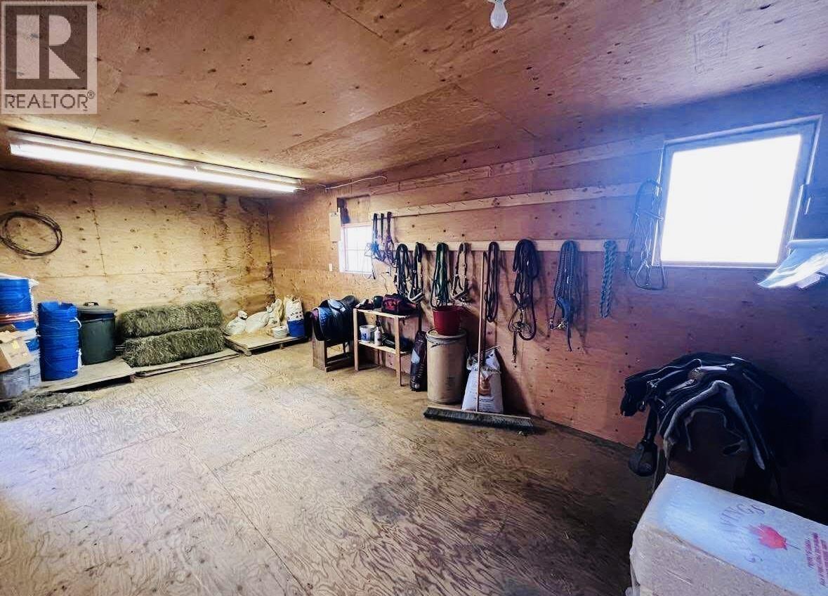 42044 EAKIN SETTLEMENT Road, Burns Lake