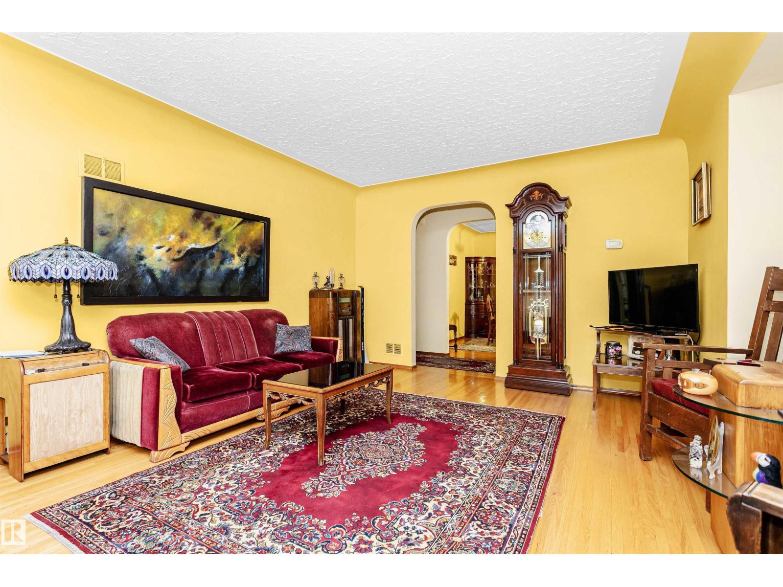 Photo 6 of 11216 70 Av Nw, Edmonton AB