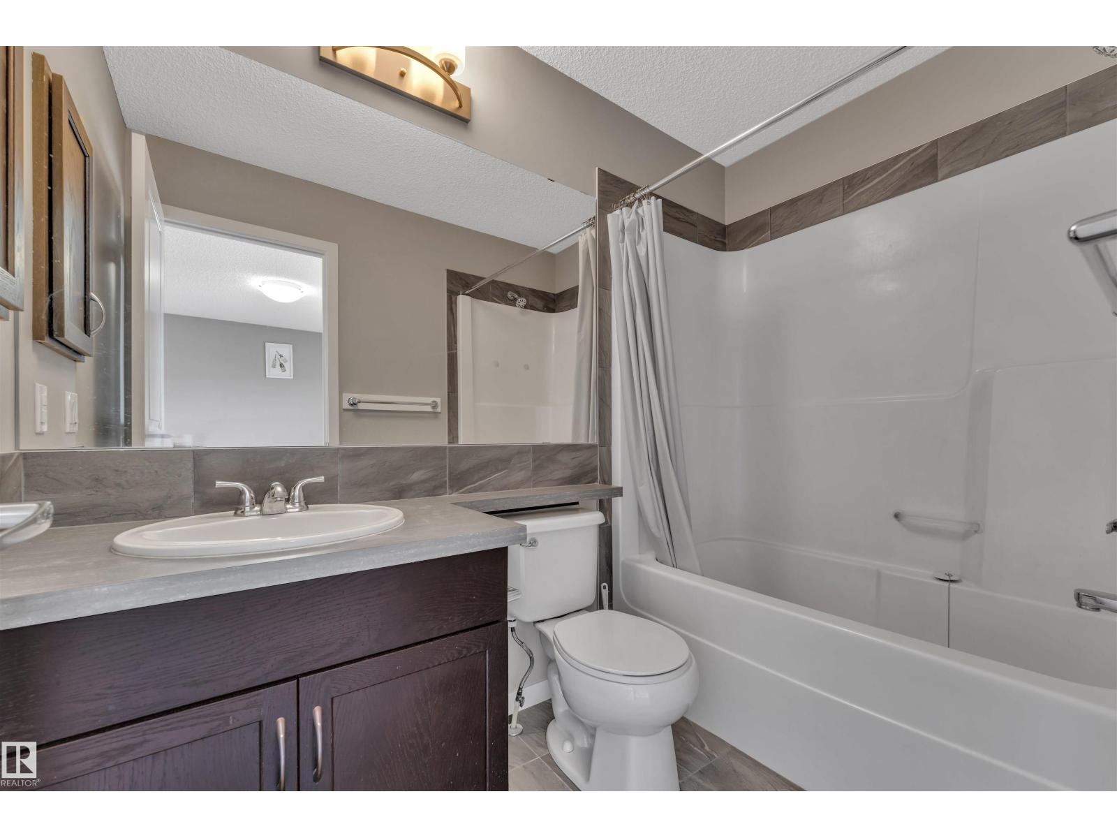 Photo 23 of 5239 20 Av Sw, Edmonton AB