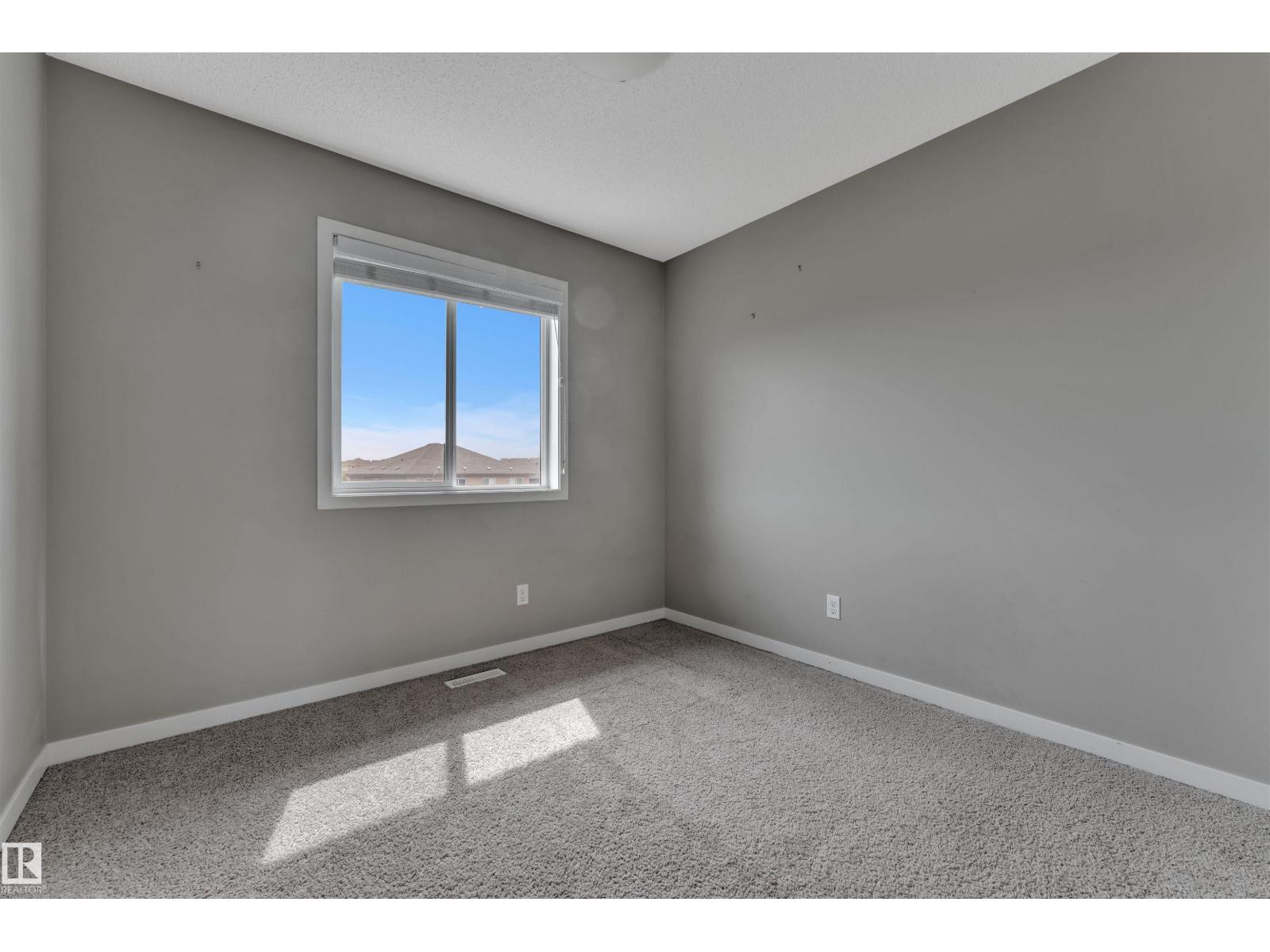 Photo 27 of 5239 20 Av Sw, Edmonton AB