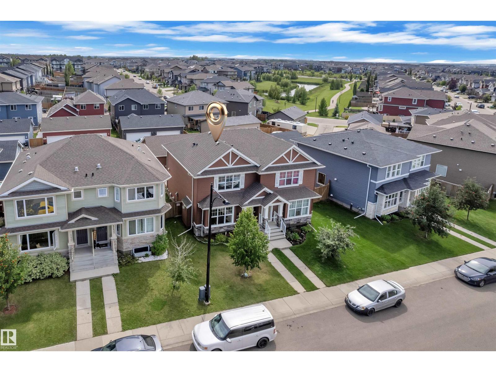 Photo 3 of 5239 20 Av Sw, Edmonton AB