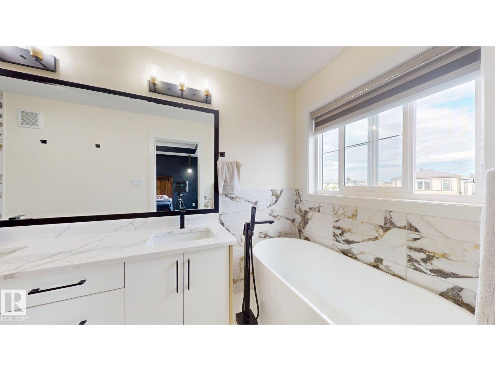Photo 8 of 4202 38 A St, Beaumont AB