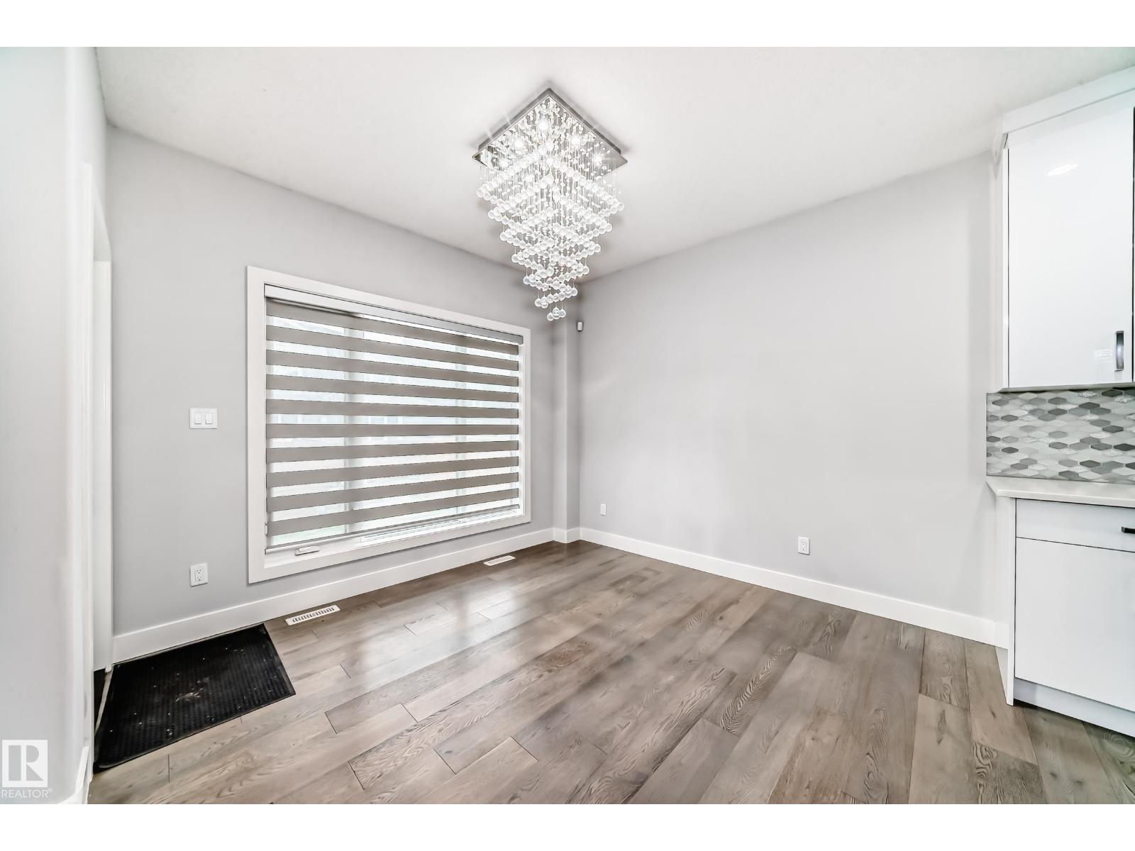Photo 4 of 6105 19 A Av Sw, Edmonton AB