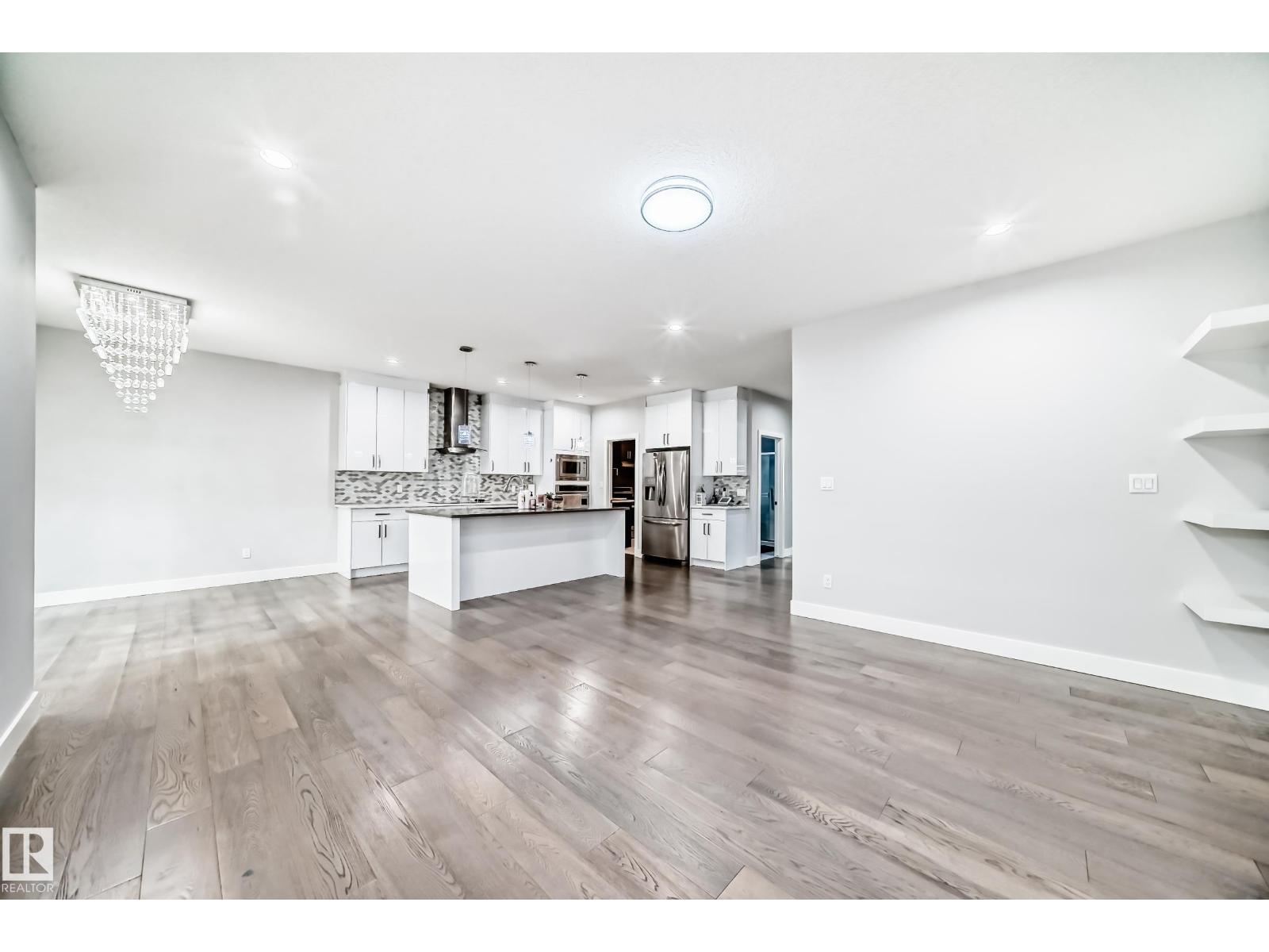Photo 44 of 6105 19 A Av Sw, Edmonton AB