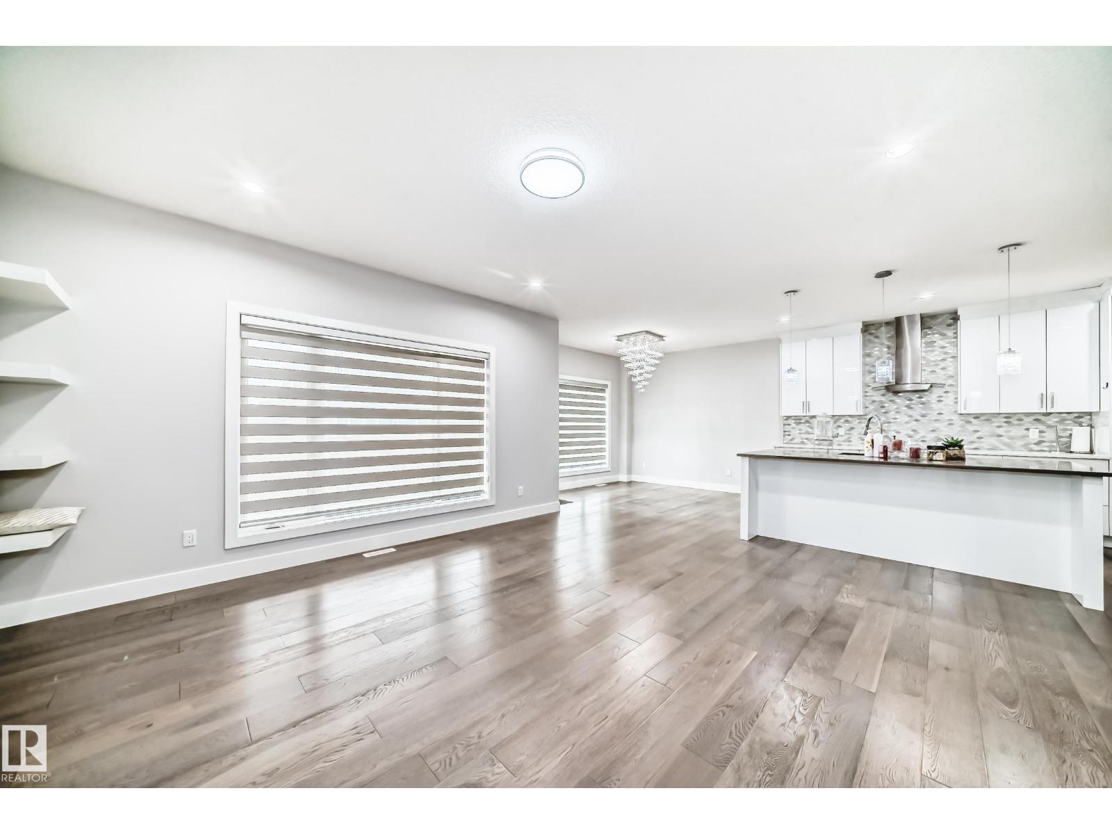 Photo 61 of 6105 19 A Av Sw, Edmonton AB