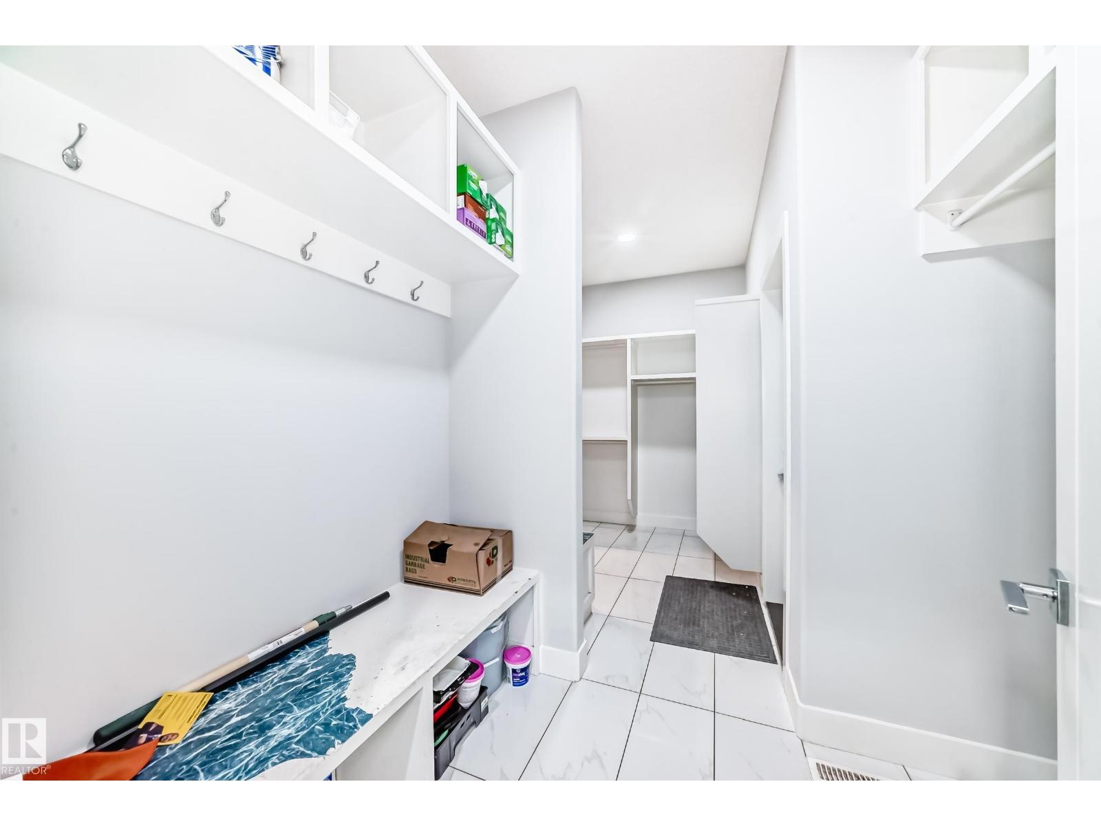 Photo 66 of 6105 19 A Av Sw, Edmonton AB