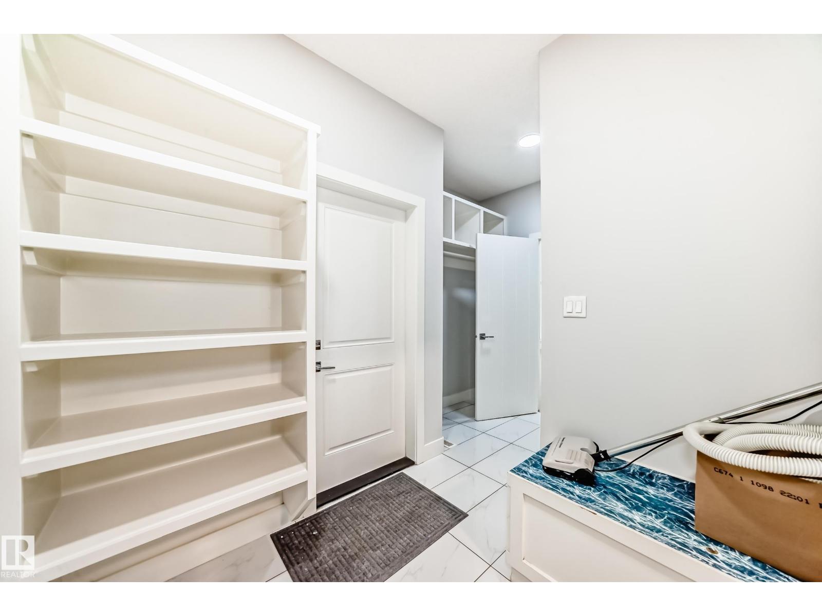 Photo 29 of 6105 19 A Av Sw, Edmonton AB