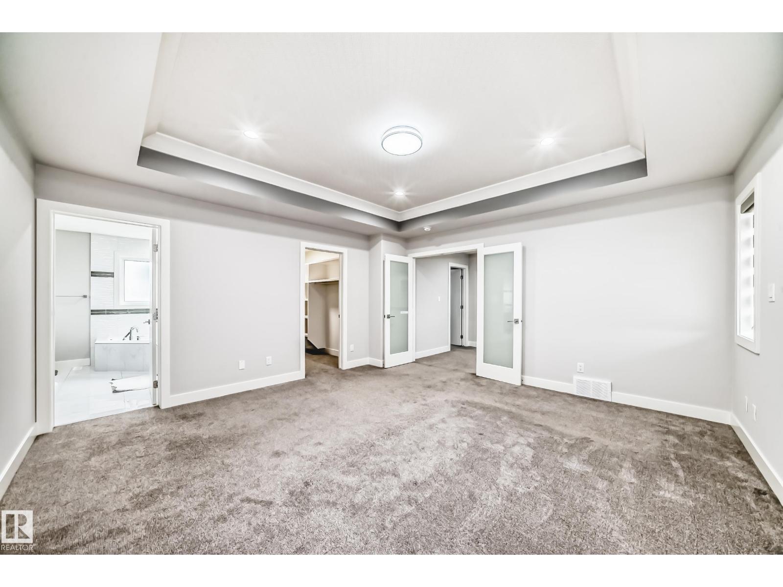 Photo 22 of 6105 19 A Av Sw, Edmonton AB