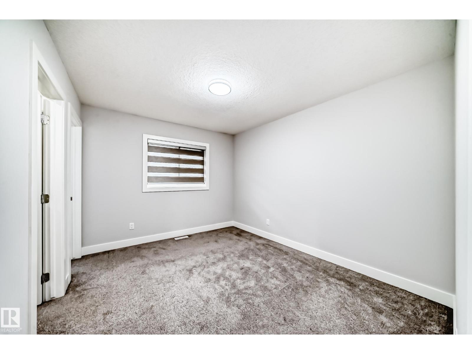 Photo 47 of 6105 19 A Av Sw, Edmonton AB